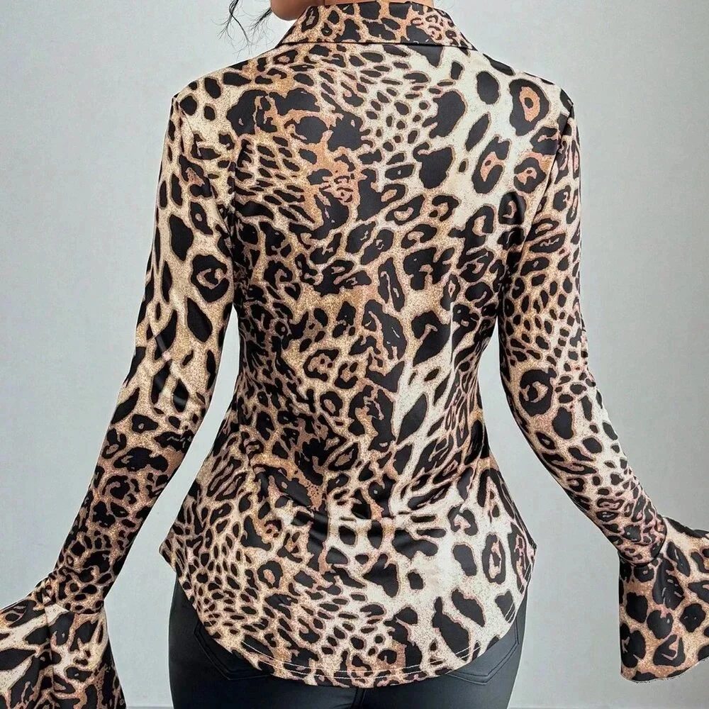 Multicolor Elegant Women's Leopard Print Tight Bell Sleeve Blouse - Picture 2 of 5